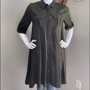 CHELSEA & THEODORE button down dress